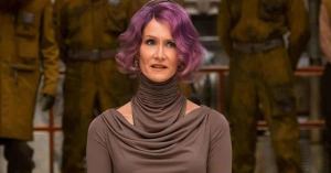 Star Wars Shows Off Holdo’s Covert Planning Tactics Before The Last Jedi