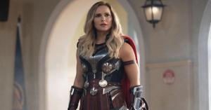 Thor: Love and Thunder Writer Explains the Film’s Approach to Jane’s Cancer