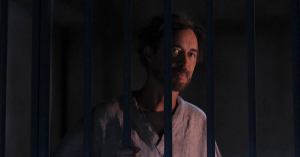 The Flash: That Eobard Thawne Twist in “The Man in the Yellow Tie” Explained