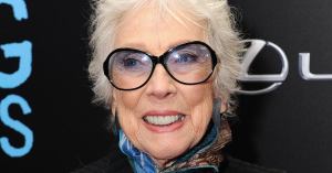 Margaret Keane, Painter Who Inspired Tim Burton’s Big Eyes Movie, Dies at 94