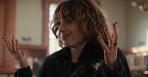 Stranger Things Star Maya Hawke Has Mixed Feelings About Robin Getting a Girlfriend in Season 5