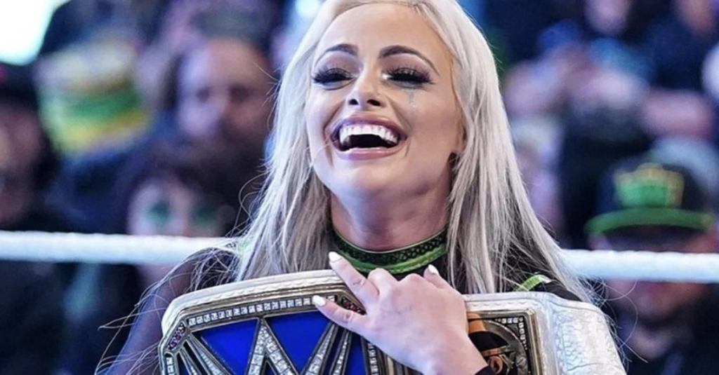 wwe-liv-morgan-smackdown-womens-champion.jpg