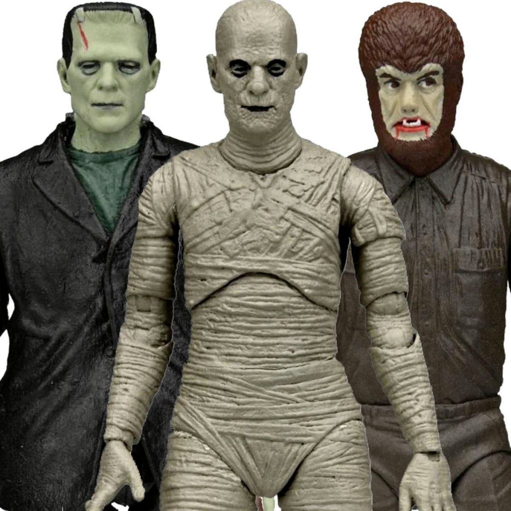 neca-universal-monsters-3-pack-glow.jpg