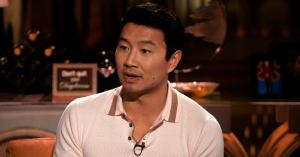 Shang-Chi Star Simu Liu Downplays How Much Martial Arts Experience He Had