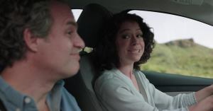 She-Hulk Stars Tatiana Maslany & Mark Ruffalo Take Green Things Challenge