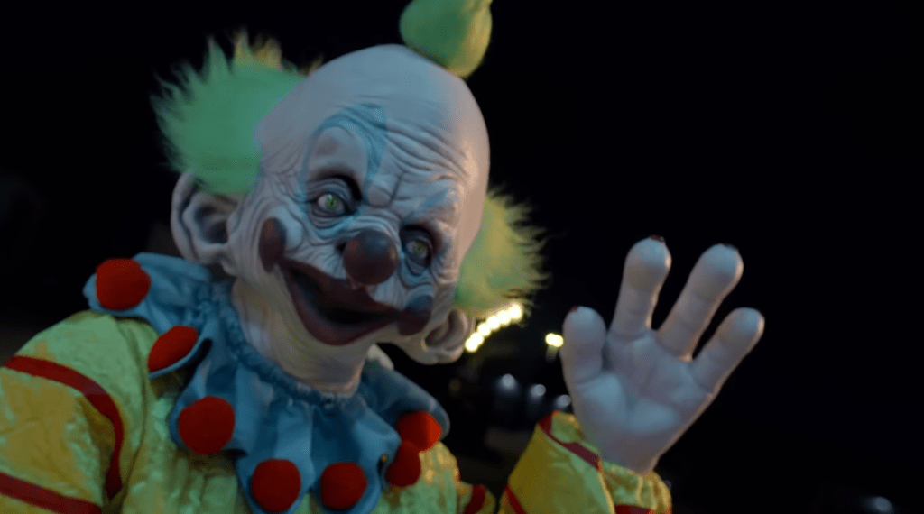 4-killer-klowns-from-outer-space-halloween-horror-nights-2022-youtube.png