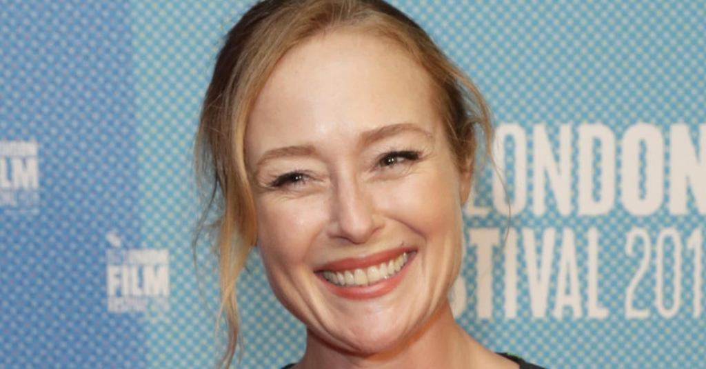 1923-jennifer-ehle.jpg