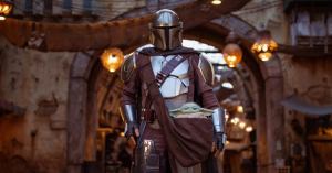 mandalorian-galaxys-edge.jpg