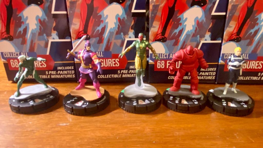 marvel-heroclix-avengers-forever-5.jpg