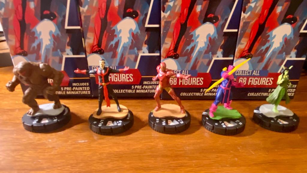 marvel-heroclix-avengers-forever-8.jpg