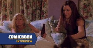 Glass Onion: Kathryn Hahn and Kate Hudson on How to Lose a Guy in Ten Days Reunion (Exclusive)