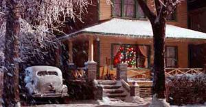 A Christmas Story Homeowner Explains Altercation with Movie’s Actor Amid Sale