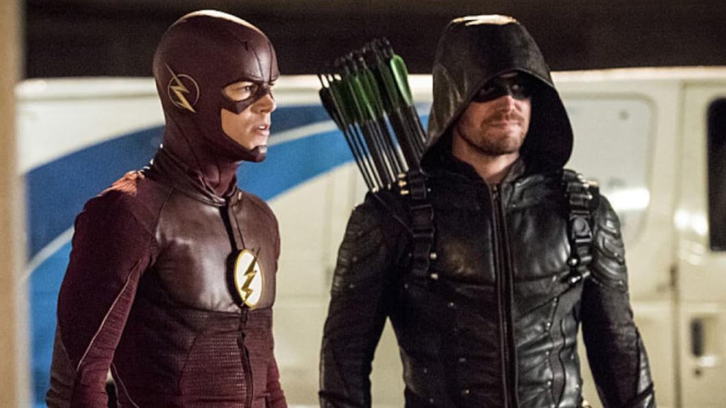 arrow-the-flash-stephen-amell.jpg
