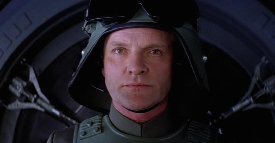 julian-glvoer-general-veers.jpg