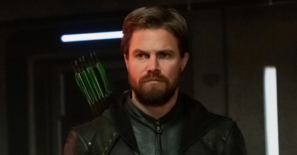 Stephen Amell Reveals What It Would Take to Return as Green Arrow