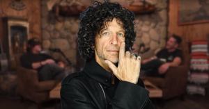 The Walking Dead’s Norman Reedus Says Howard Stern Refuses to Have Him on His Show