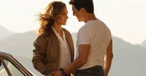 Top Gun: Maverick Director Reveals the Big Change Made to Sequel’s Love Story While Filming