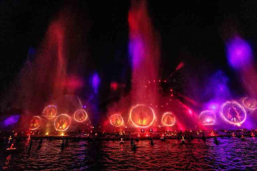 avengers-light-show-disneyland.jpg