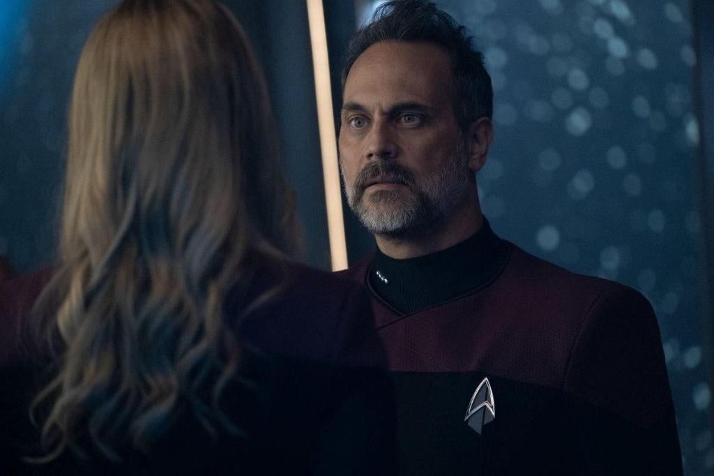 Episode 302: "Disengage"