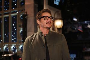 Saturday Night Live: The Last of Us’ Pedro Pascal Set to Make Host Debut