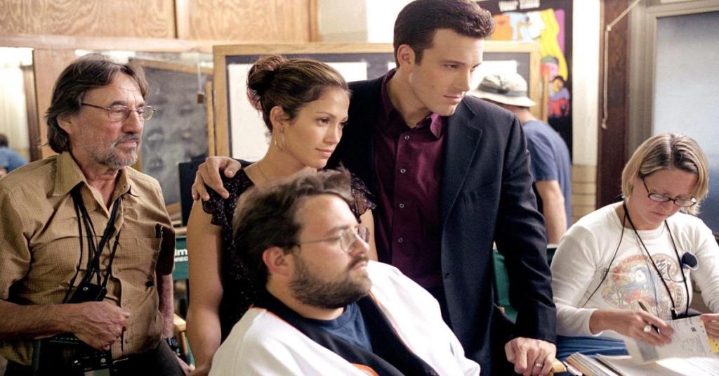 JERSEY GIRL, Jennifer Lopez, director Kevin Smith, Ben Affleck on set, 2004, (c) Miramax/courtesy Ev