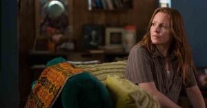 Yellowjackets: Lauren Ambrose Teases Arrival of Adult Van in Season 2