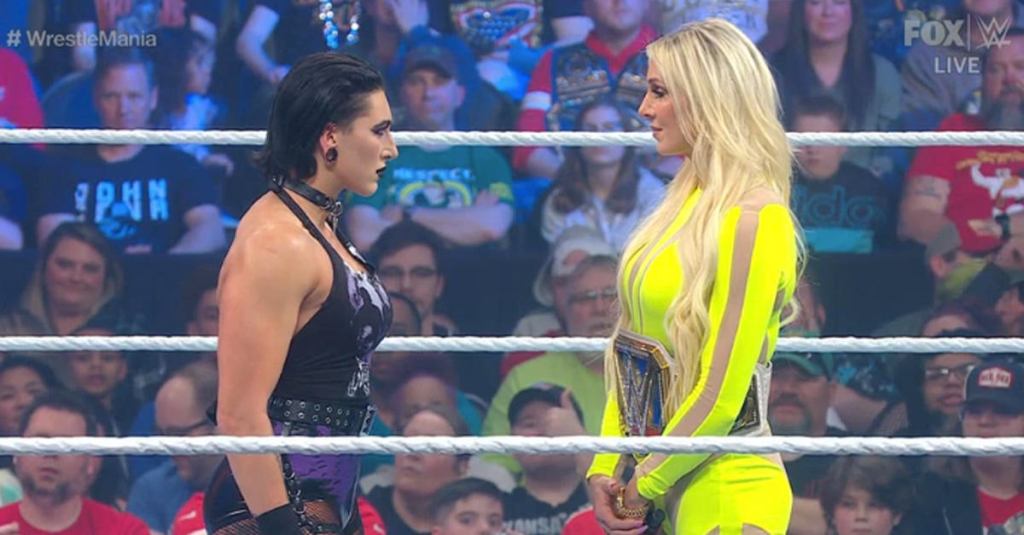 wwe-smackdown-charlotte-flair-rhea-ripley.jpg