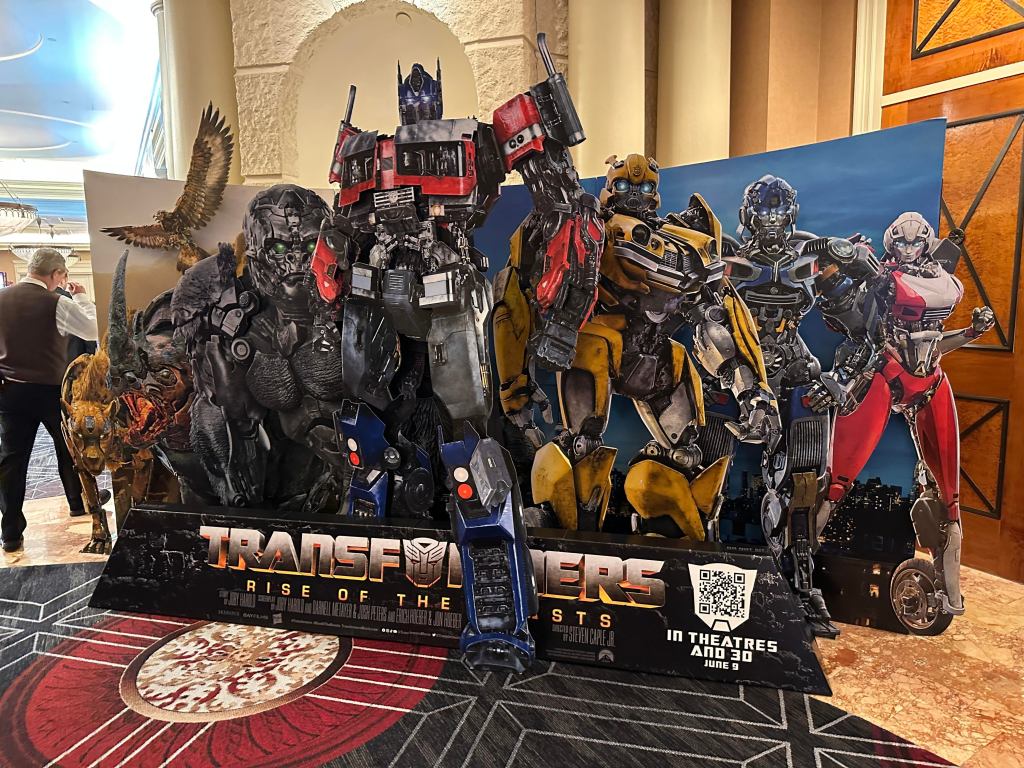 transformers-rise-of-the-bests-cinemacon-standee.jpg