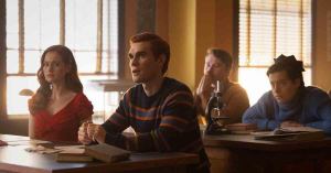 Riverdale Showrunner Reveals How Different The Final Season Almost Was