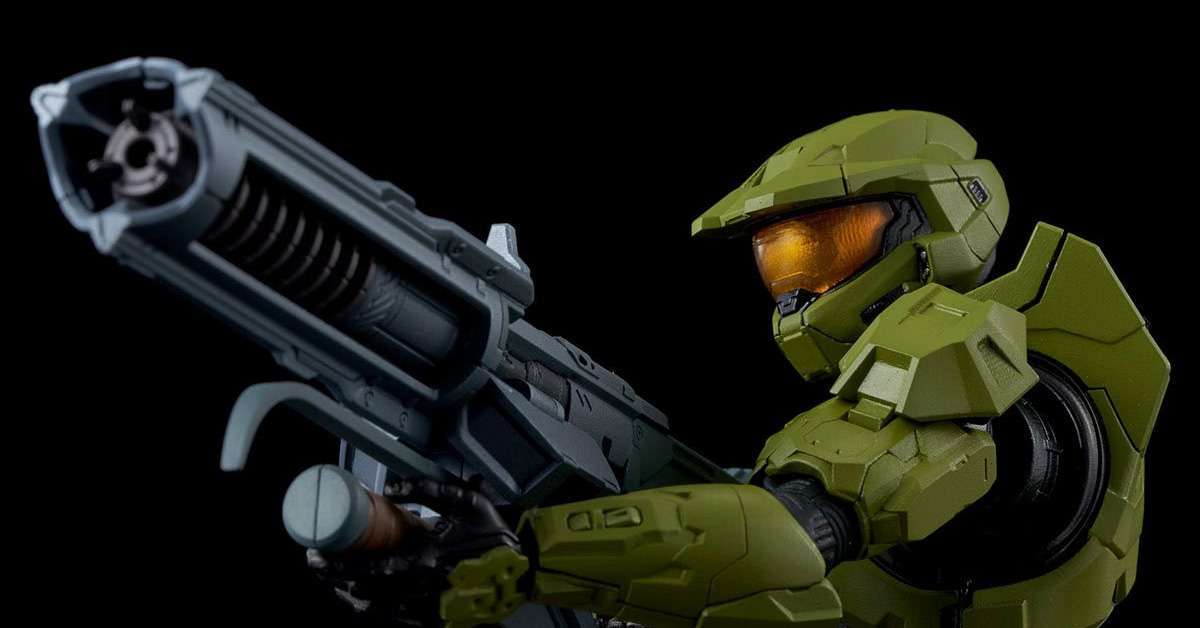 halo-figure-top