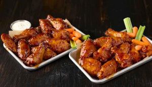Buffalo Wild Wings Launches Two Sweet and Spicy Sauces for Summer