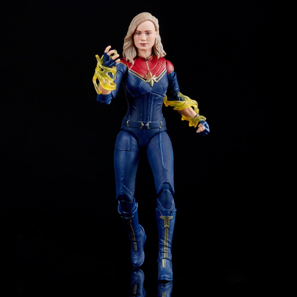 marvel-legends-series-captain-marvel-4.jpg