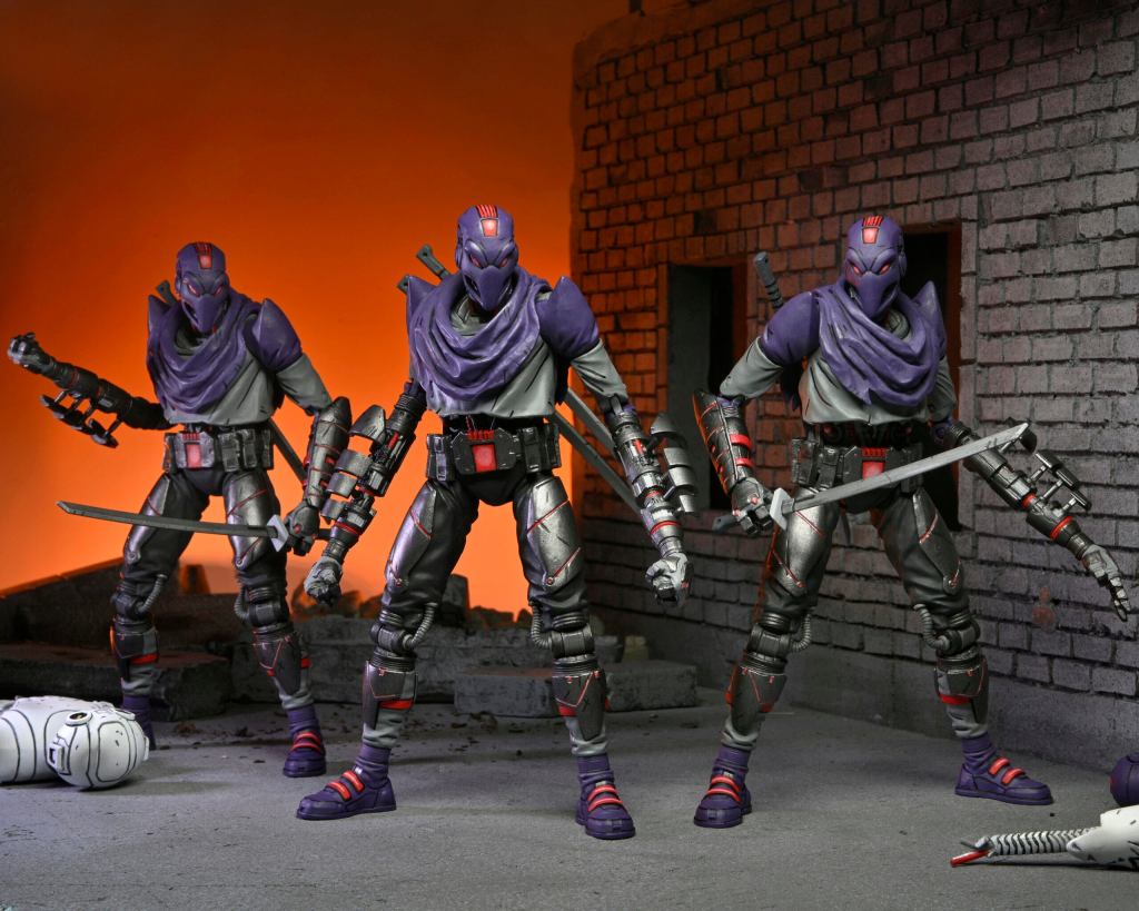 neca-foot-bot-last-ronin.jpg