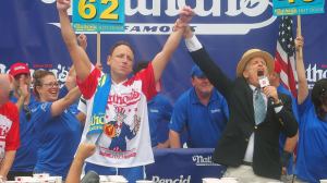 Joey Chestnut Wins Hot Dog Eating Contest After Demanding Competition Start Despite Cancelation