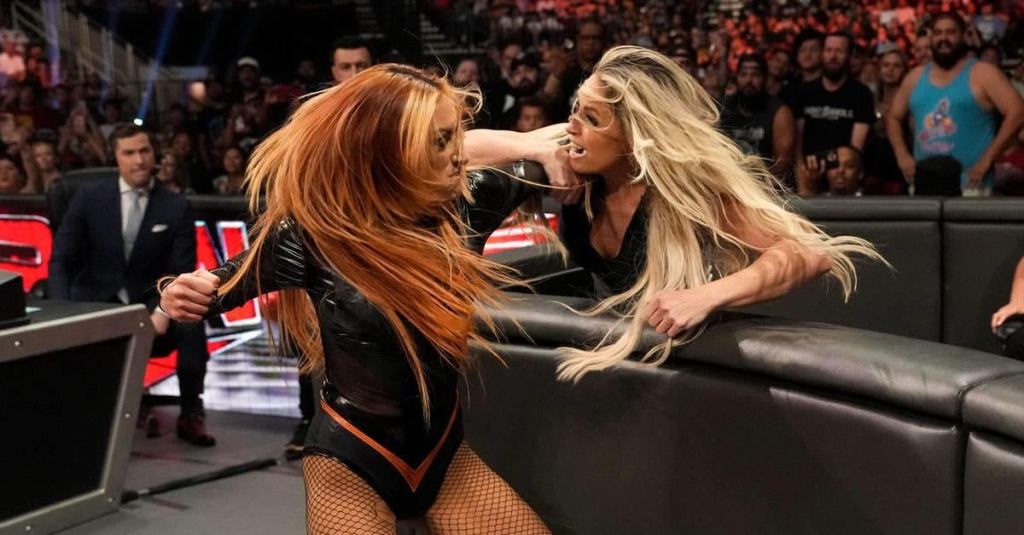 wwe-becky-lynch-trish-stratus.jpg