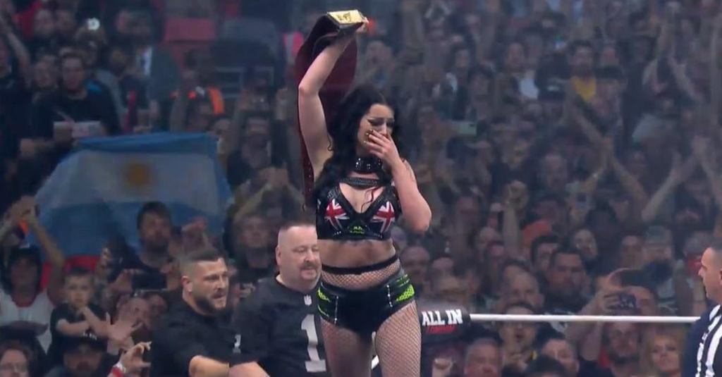 aew-all-in-saraya-wins.jpg