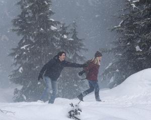 Goosebumps: First Look at Justin Long in Disney+ Reboot