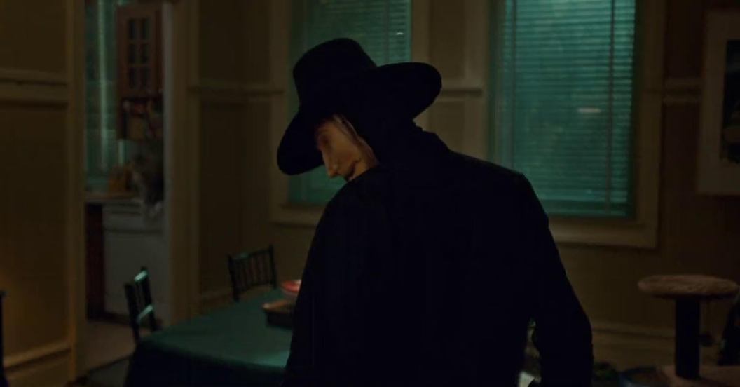thanksgiving-movie-killer-mask.jpg