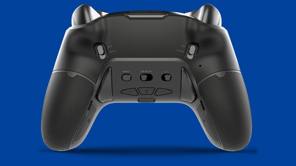 nacon-revolution-5-controller-back.jpg