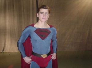 Superman: Flyby Photo Shows Josh Hartnett in Costume for Brett Ratner Movie