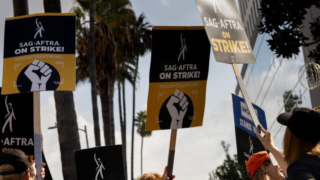 sag-aftra-actors-strike-getty-images.jpg