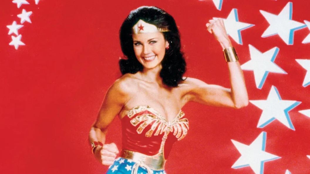 lynda-carter-wonder-woman-twirl-just-became-official-dc-canon.jpg