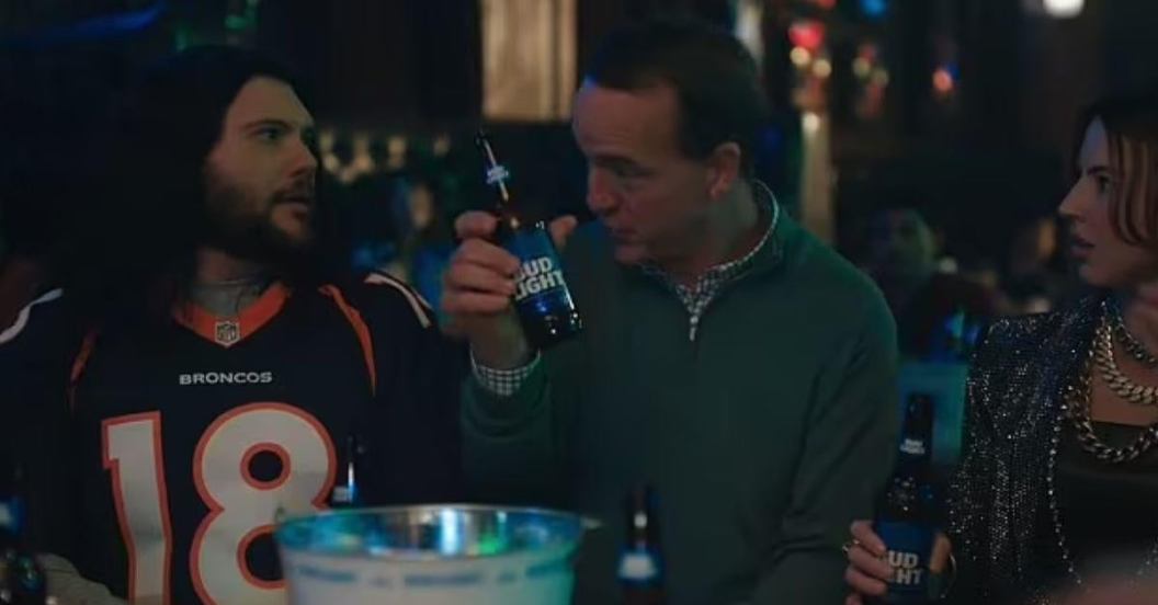 bud-light-super-bowl-genie.jpg