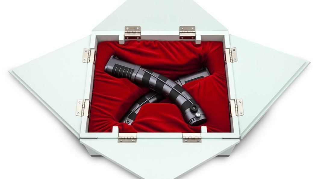 ventress-legacy-lightsabers-lightsaber-box-89f4a53b.jpg