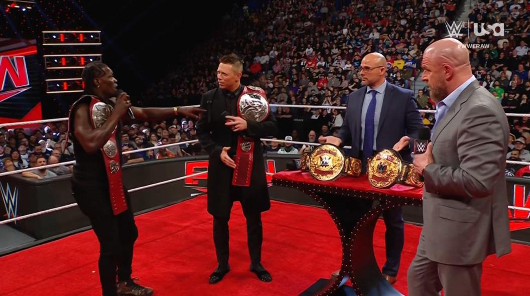 wwe-tag-team-titles-wwe-raw.jpg