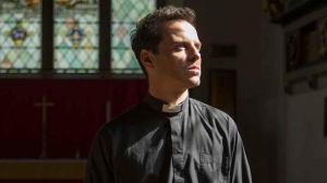 Fleabag Star Andrew Scott Addresses Fans Waiting for Season 3