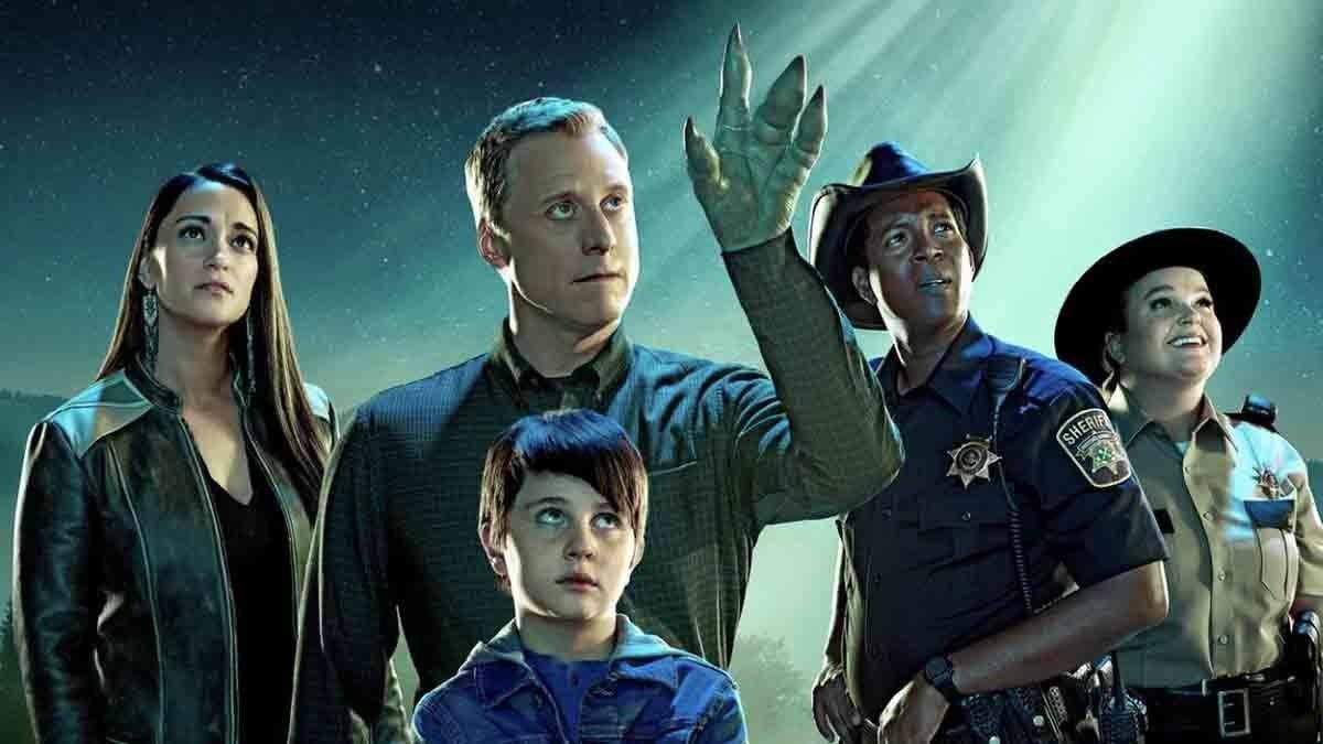 Resident Alien Renewed for Season 4 at USA Network - ComicBook.com