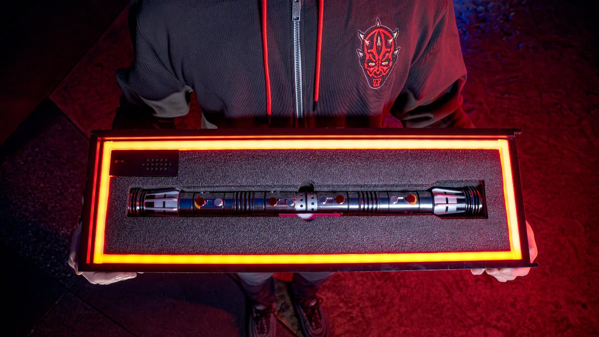 Darth Maul Legacy Lightsaber Brand New-No deals Blade