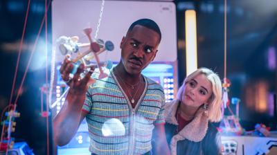 doctor-who-season-1-episode-1-space-babies.jpg