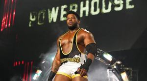 AEW’s Powerhouse Hobbs Comments on Knee Injury
